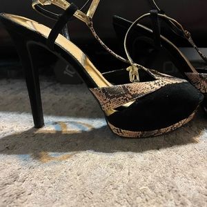 Gianni Bini heeled sandals, black suede and snake print.